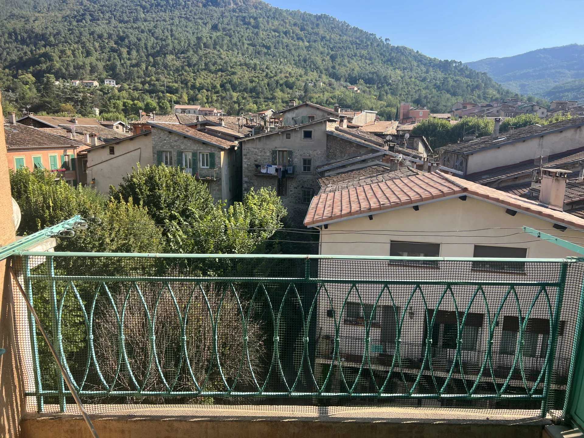 Condominium in Sospel, Provence-Alpes-Côte d'Azur 12316895