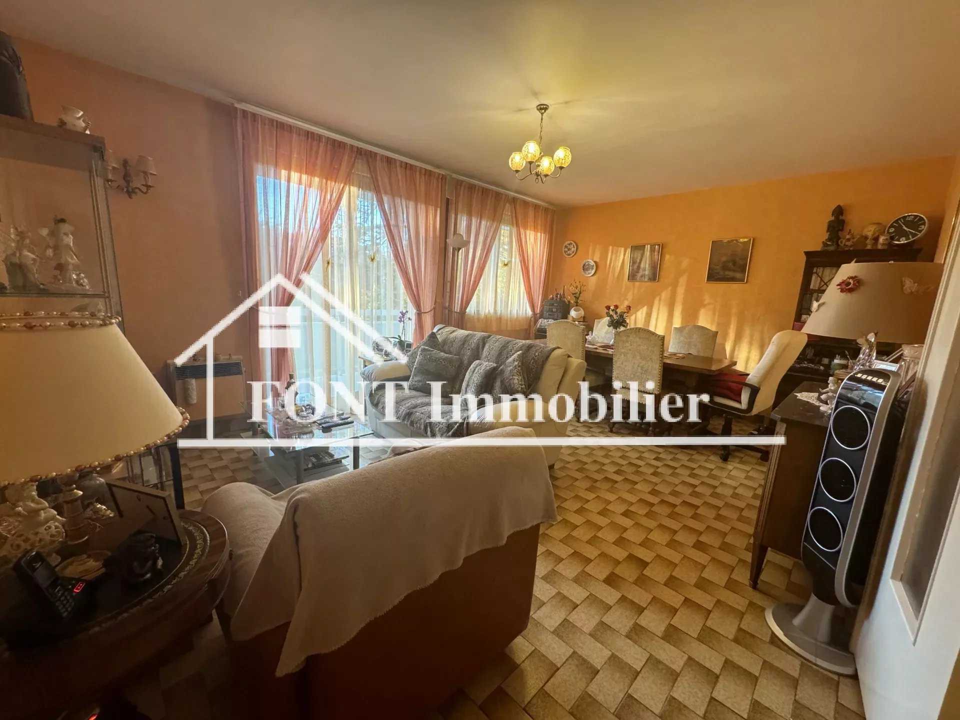 公寓 在 Saint-Chamond, Auvergne-Rhone-Alpes 12316912