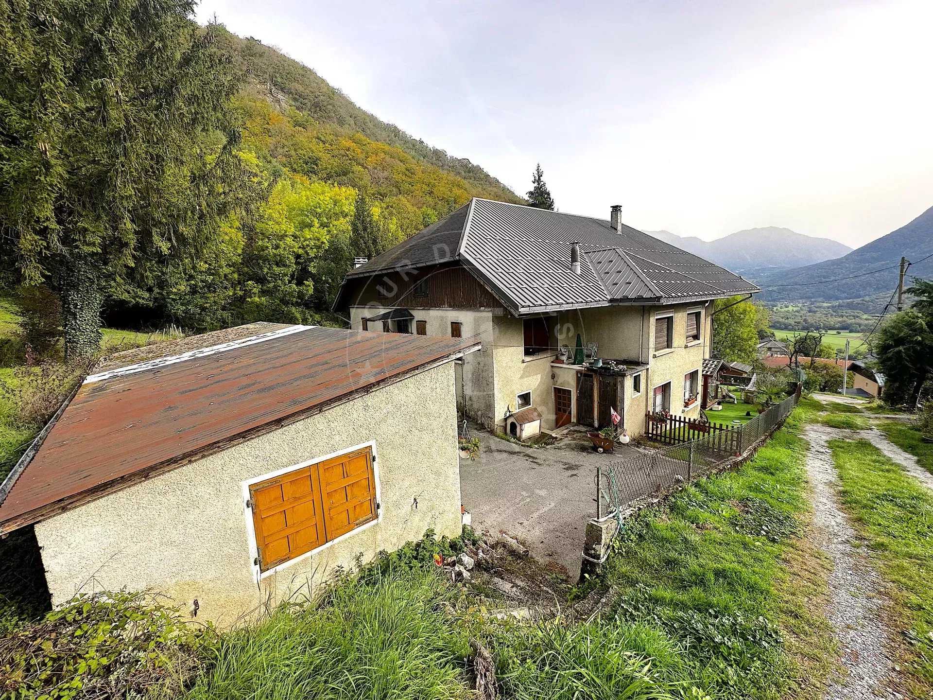 房子 在 Faverges, 奧弗涅-羅納-阿爾卑斯大區 12316929