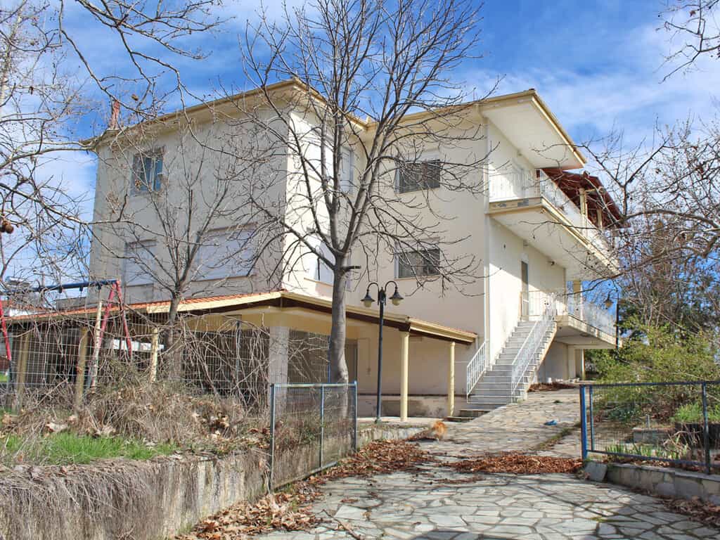 жилой дом в Sfendami, Kentriki Makedonia 12317190