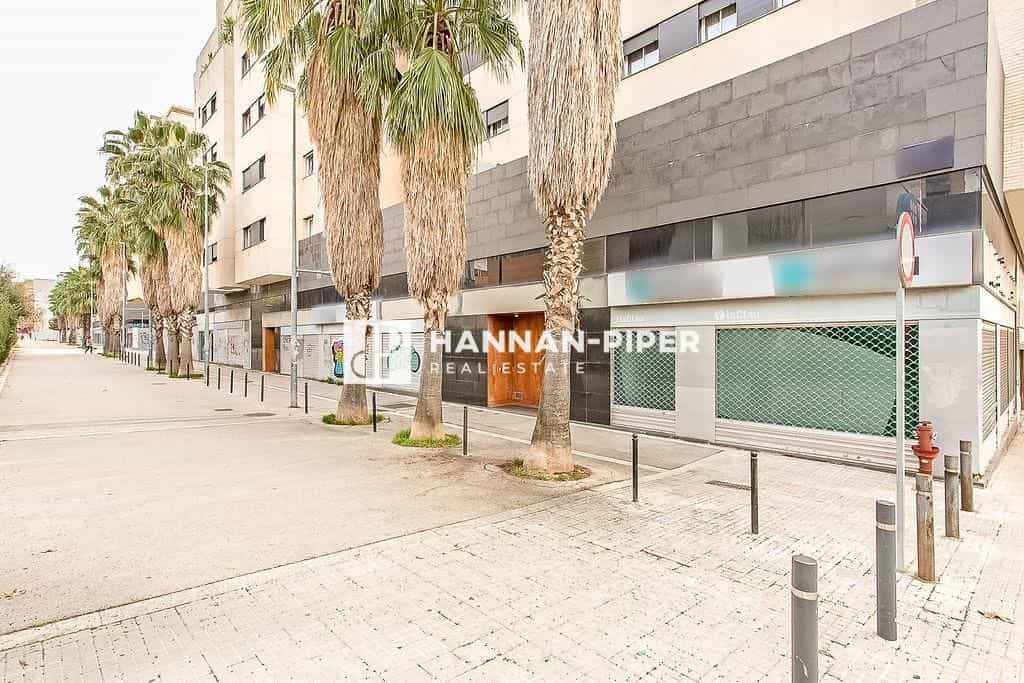 Einzelhandel im Tarrasa, Katalonien 12317286