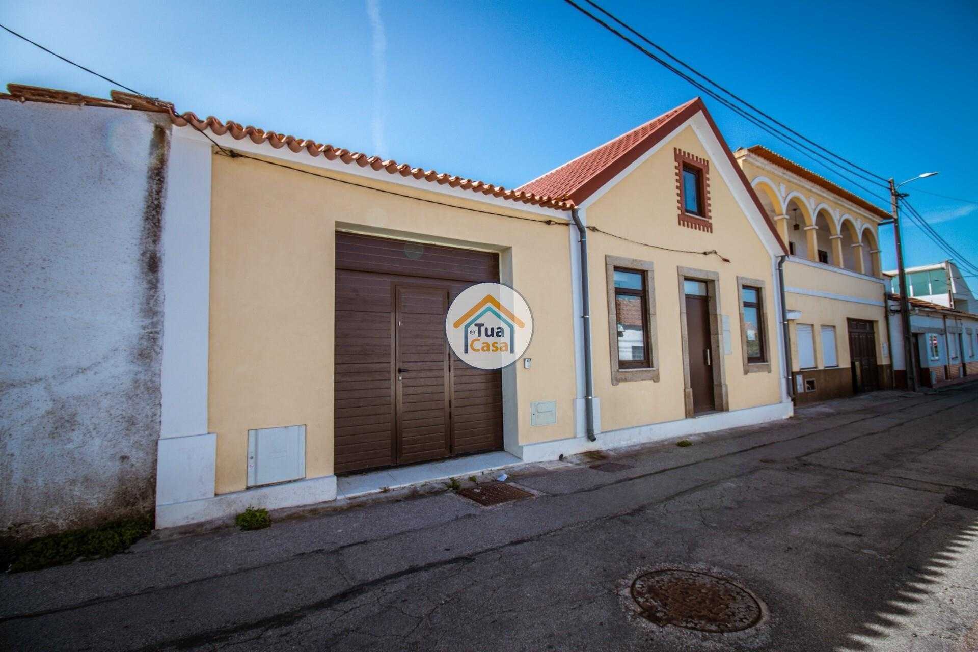 casa no Eixo, Aveiro District 12317295