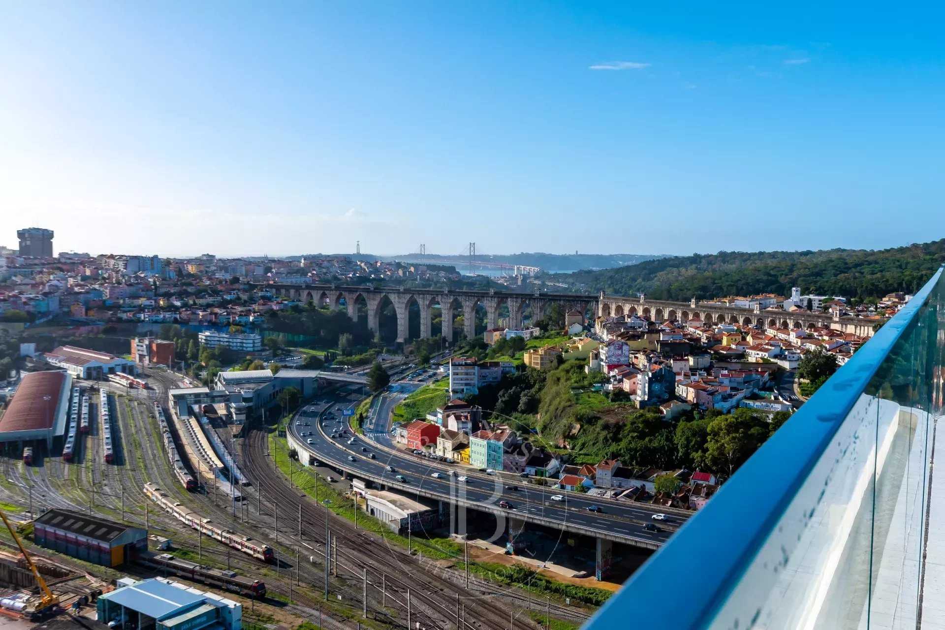 Condominium in Lisboa, Lisboa 12318250