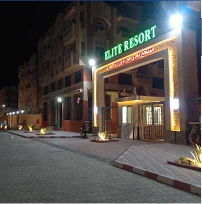 Condominium in Al Ghardaqah, Al Bahr al Ahmar 12318319