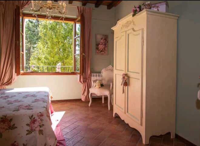 Osakehuoneisto sisään Montaione, Toscana 12318323