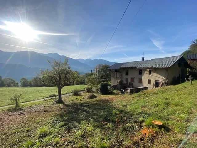 σπίτι σε La Croix-de-la-Rochette, Auvergne-Rhone-Alpes 12318514