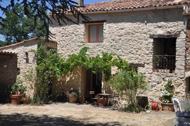 жилой дом в Quinson, Provence-Alpes-Côte d'Azur 12319197
