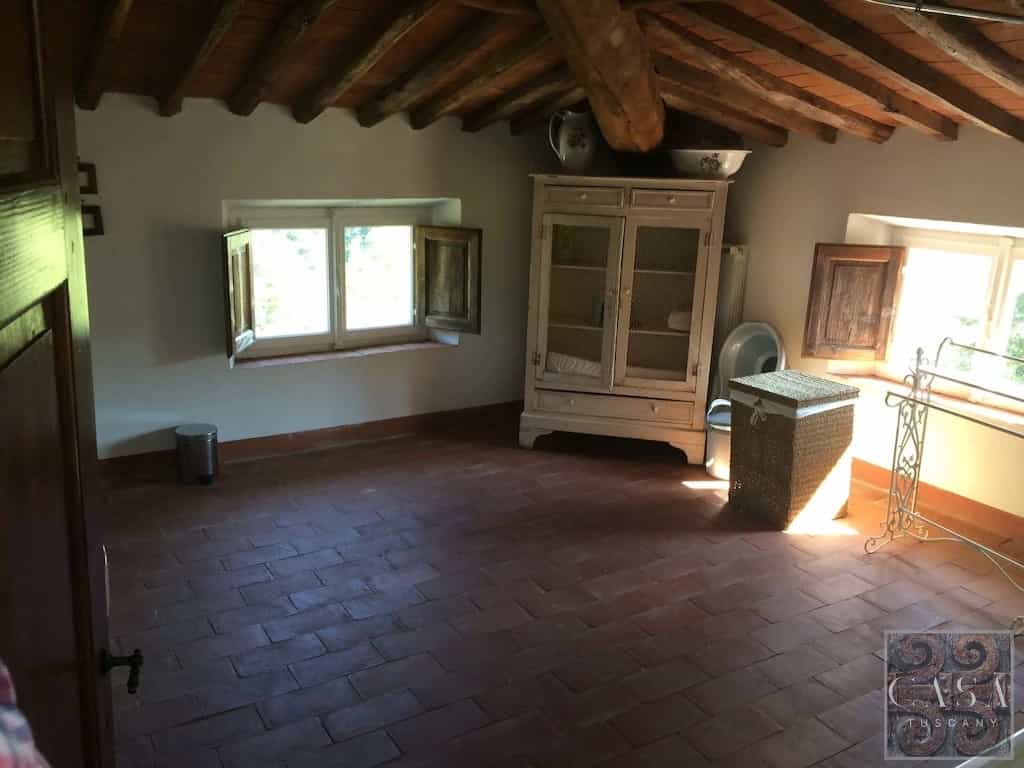 Hus i Borgo a Mozzano, Tuscany 12319750