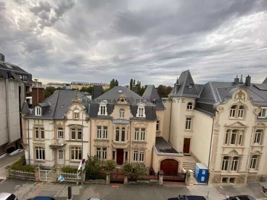 Condominium dans Luxembourg, Luxembourg 12319796