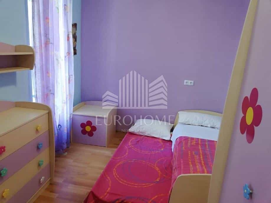 公寓 在 阿巴纳西, 扎达尔斯卡·祖帕尼娅 12320549