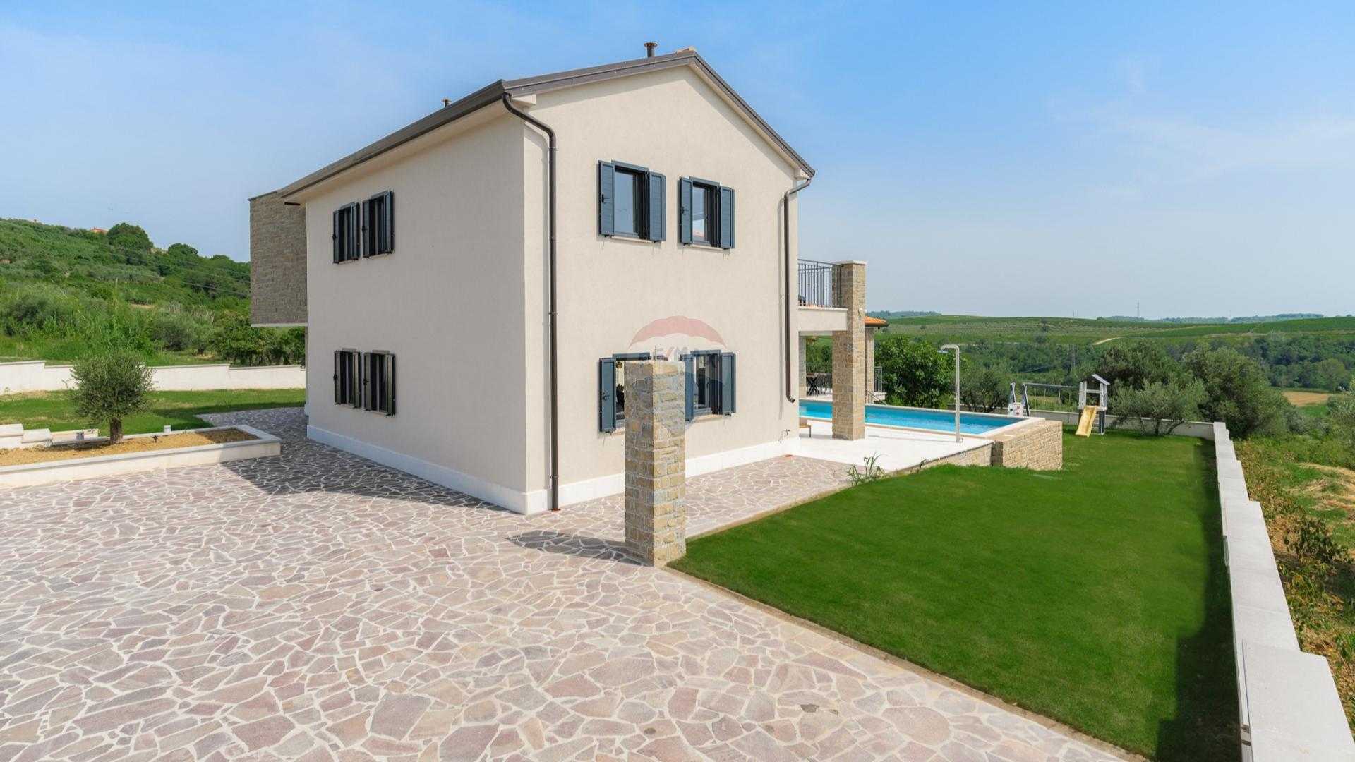 casa en Buje, Istarska županija 12320701