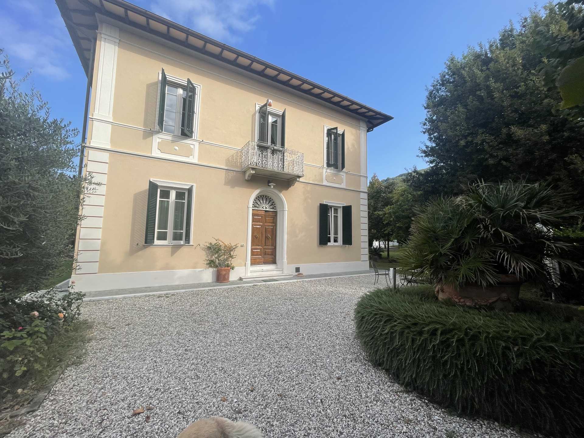 House in San Giuliano Terme, Tuscany 12321164