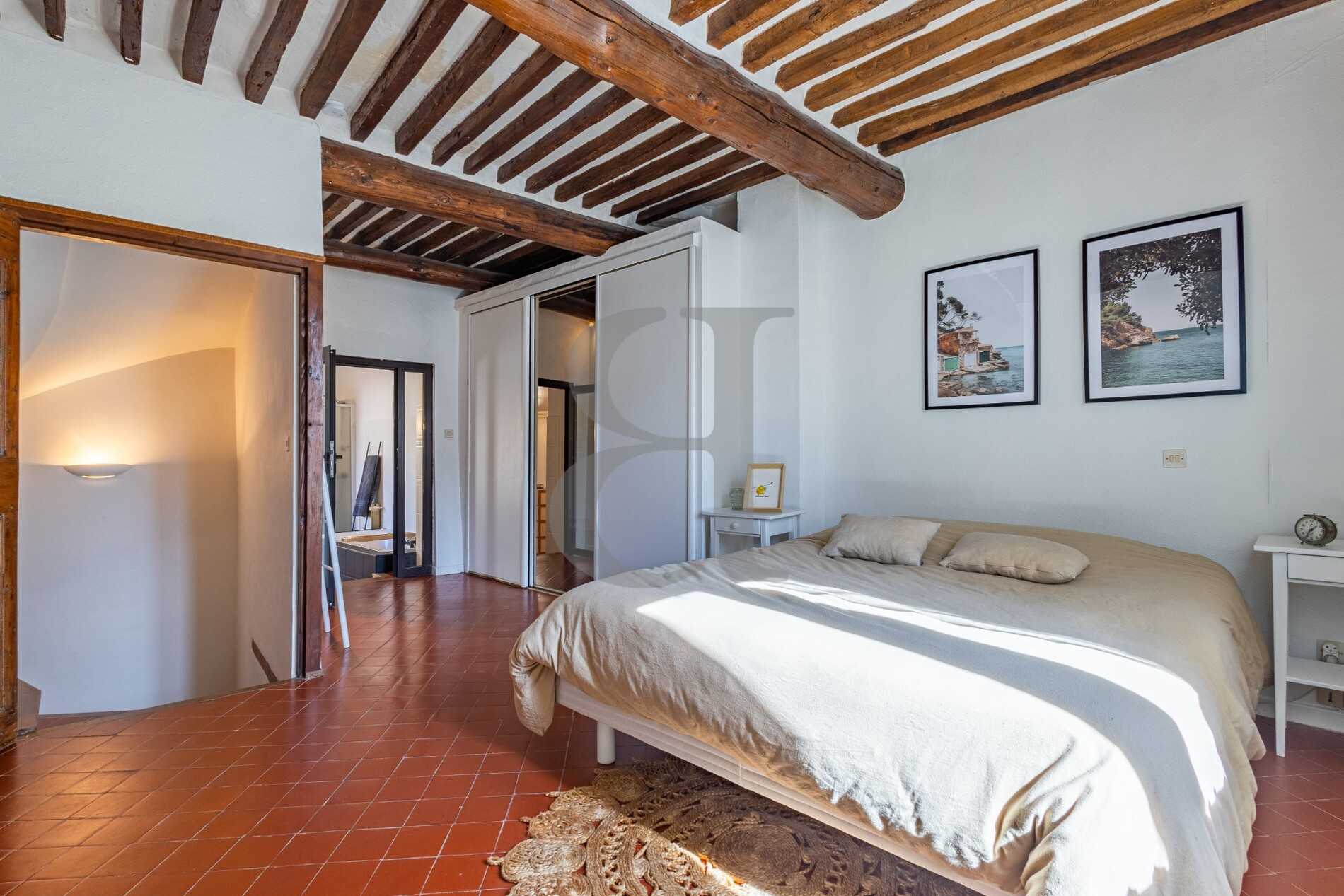 Rumah di Vaison-la-Romaine, Provence-Alpes-Cote d'Azur 12321328