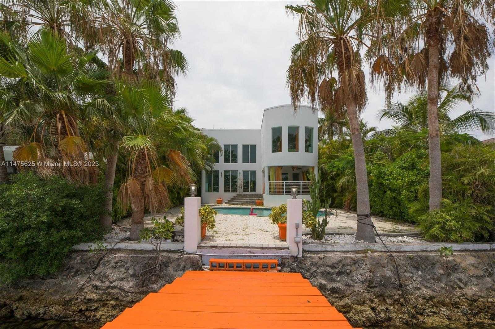 بيت في Miami Beach, Florida 12321664