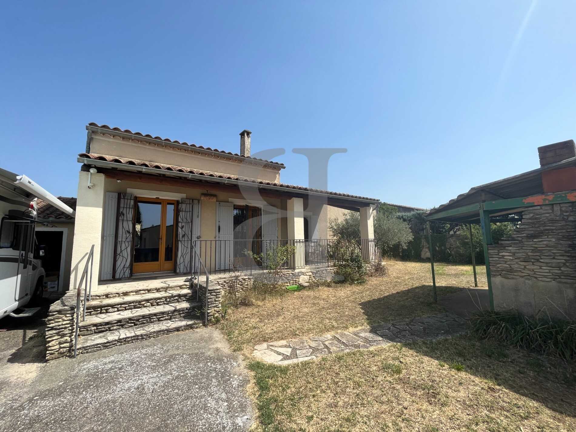House in Vaison-la-Romaine, Provence-Alpes-Cote d'Azur 12323014