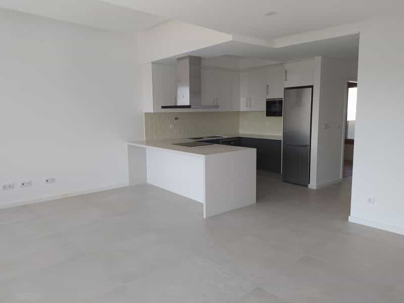 公寓 在 Tomar, Santarem 12323128