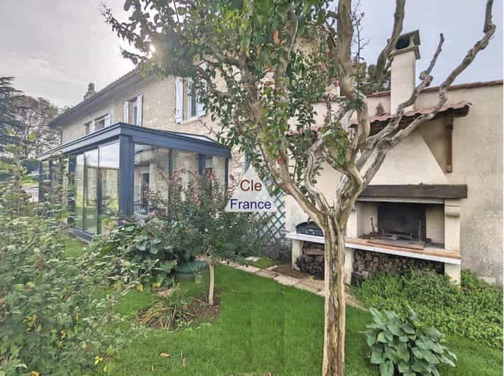 房子 在 Port-Sainte-Foy-et-Ponchapt, Nouvelle-Aquitaine 12323745