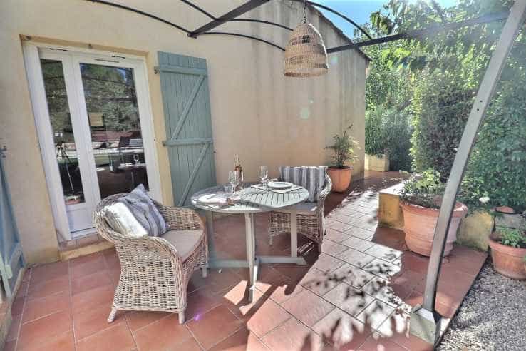 casa no Trans-en-Provence, Provença-Alpes-Costa Azul 12324256