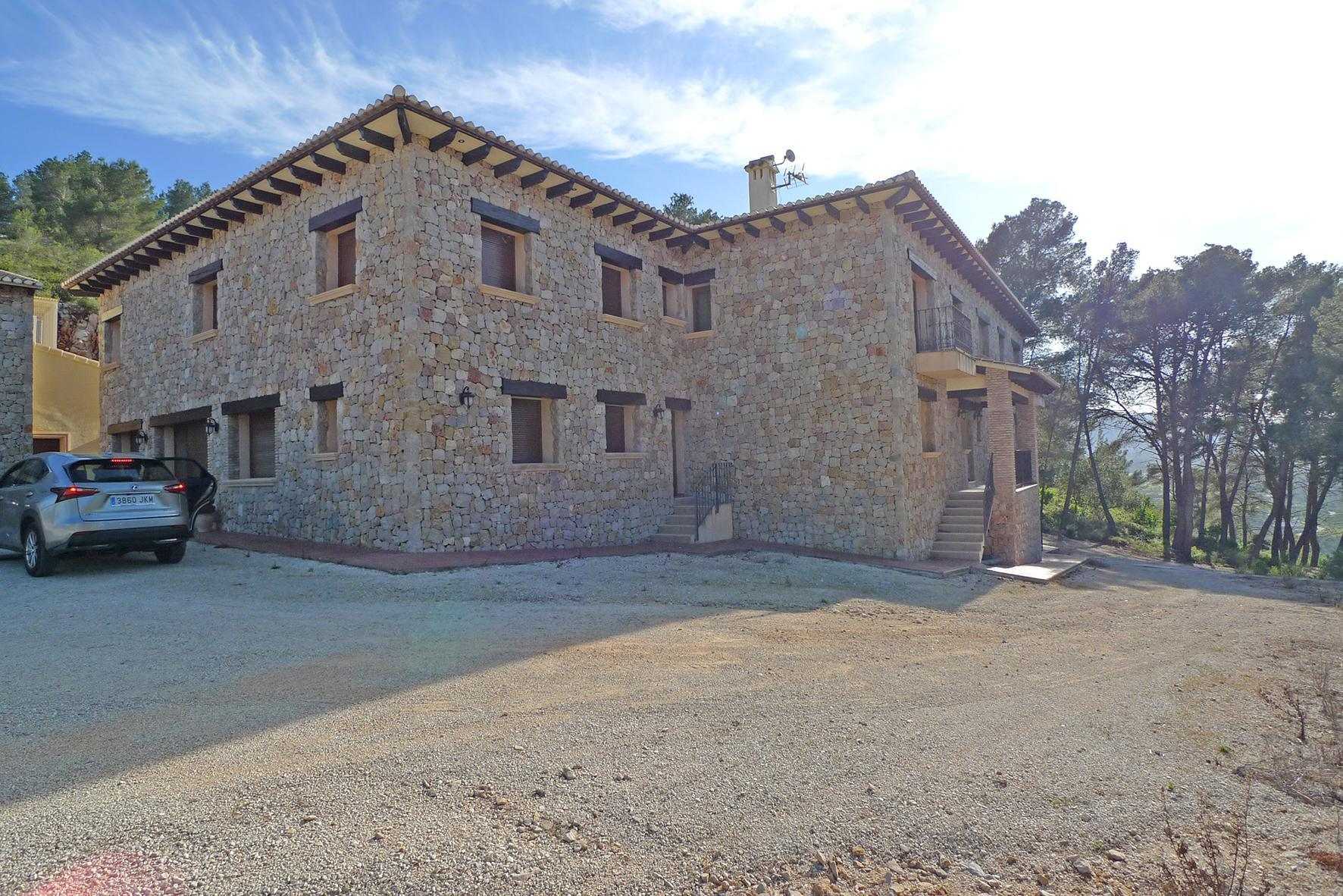 House in Xaló, Comunidad Valenciana 12325123