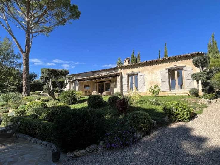 House in Fayence, Provence-Alpes-Cote d'Azur 12325730