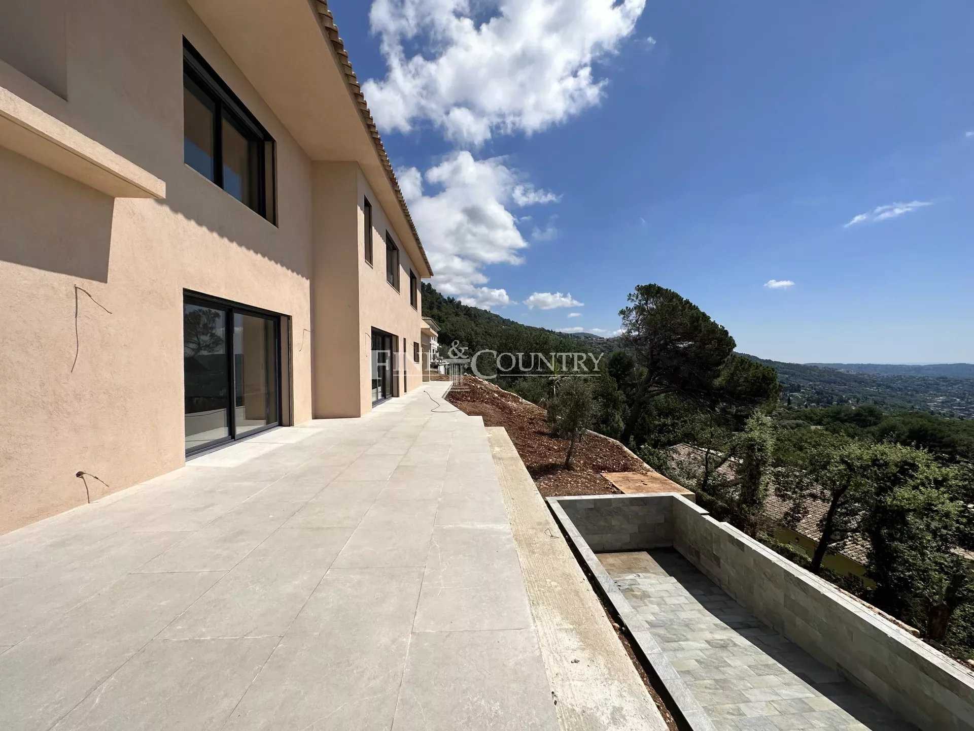 House in Speracedes, Provence-Alpes-Cote d'Azur 12326255