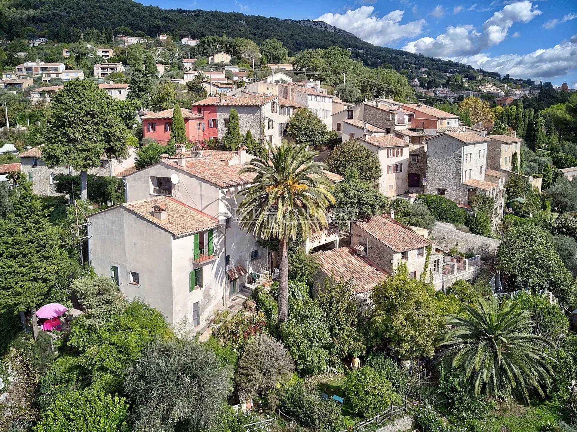 Osakehuoneisto sisään Magagnosc, Provence-Alpes-Cote d'Azur 12326256
