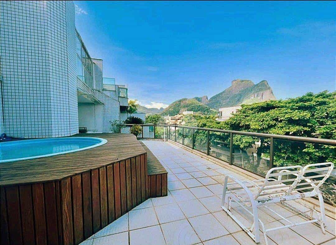 عمارات في إيتانهانجا, ريو دي جانيرو 12327858