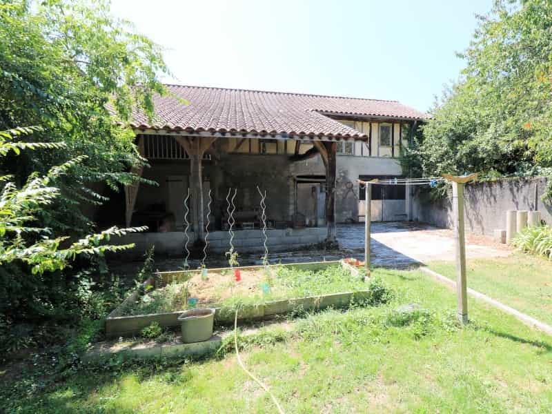 房子 在 Malabat, Occitanie 12328659