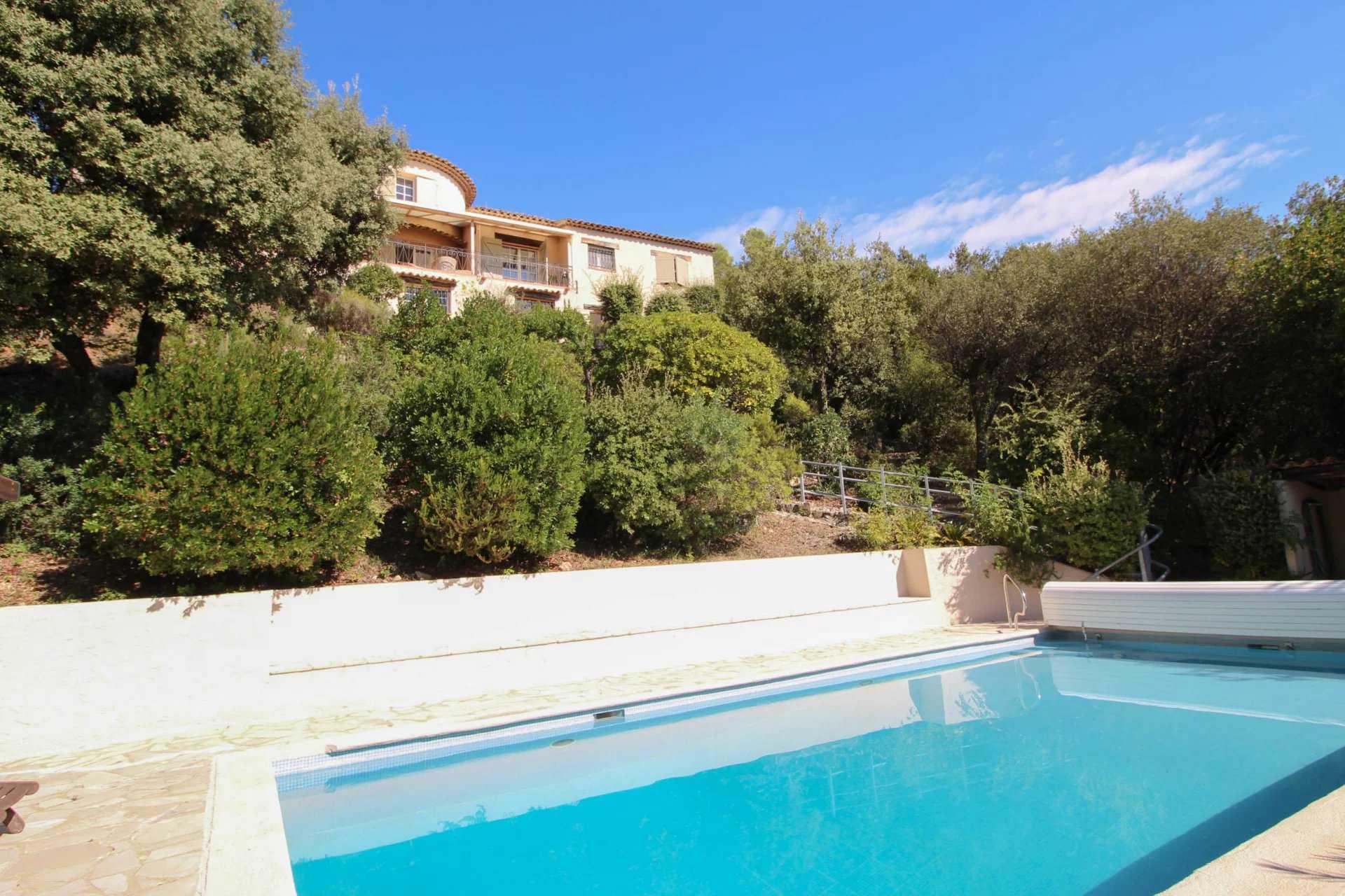 Rumah di Montauroux, Provence-Alpes-Cote d'Azur 12328712