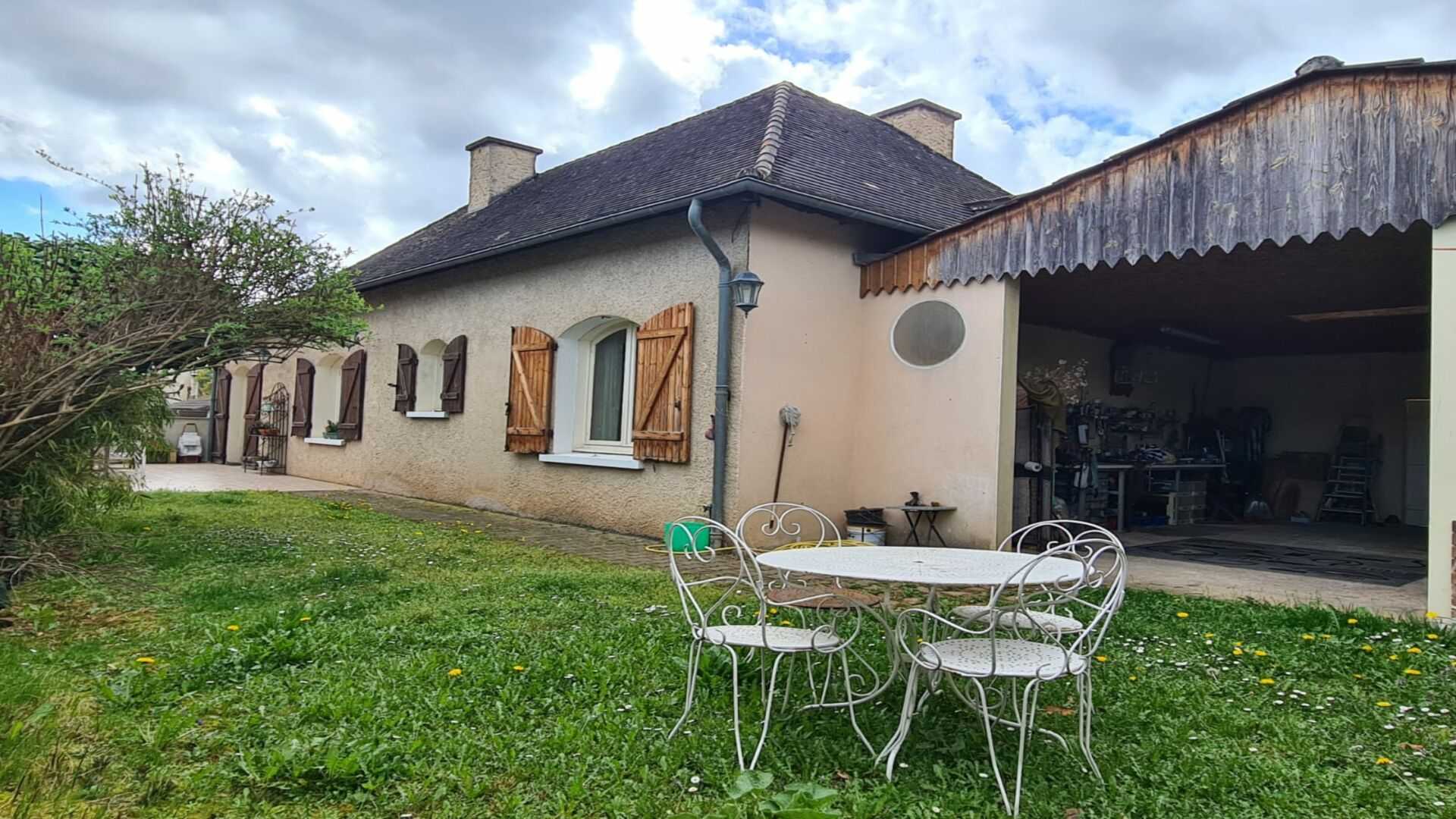 Dom w Périgueux, Nouvelle-Aquitaine 12328809