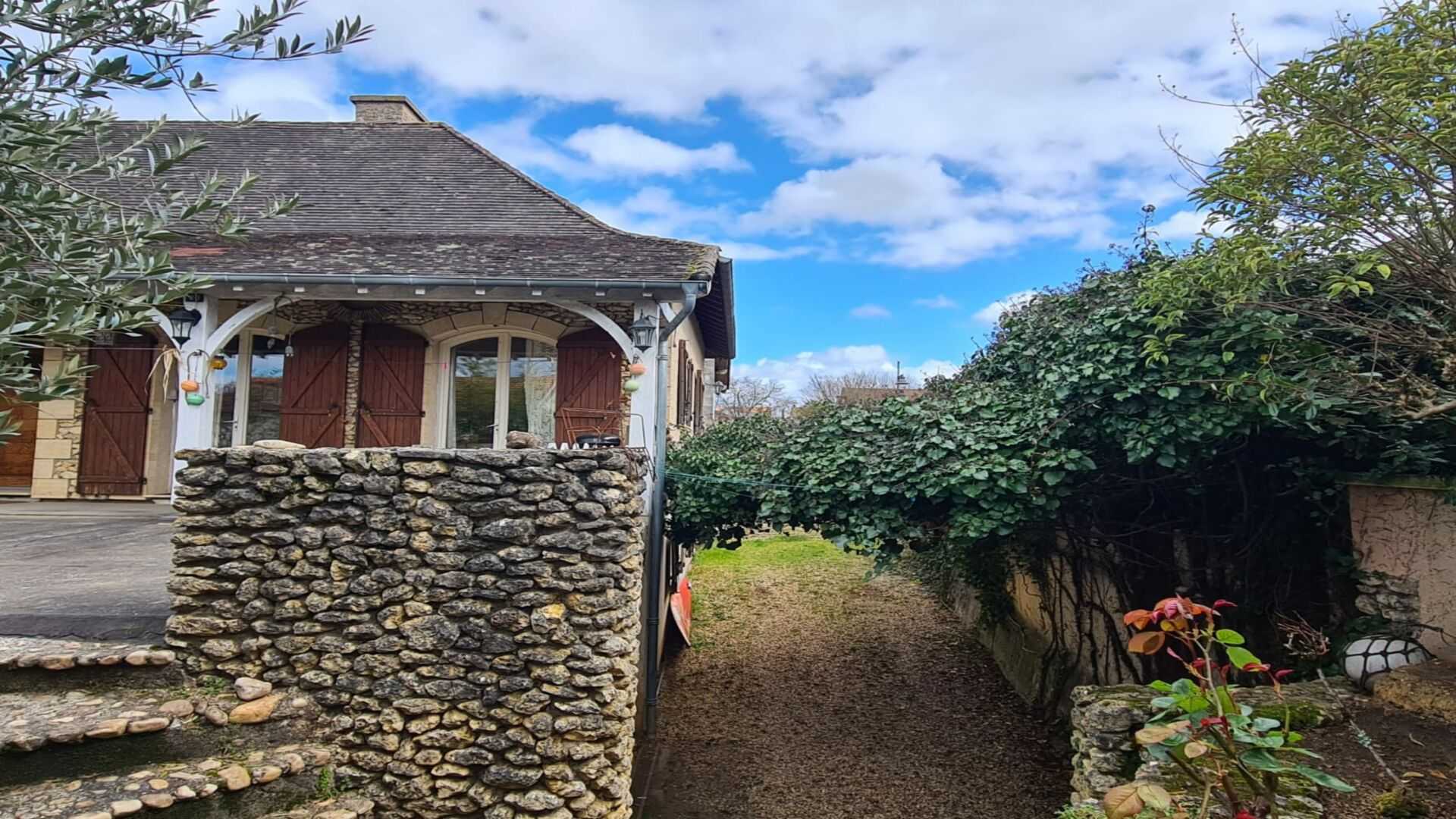 Huis in Périgueux, Nouvelle-Aquitaine 12328809