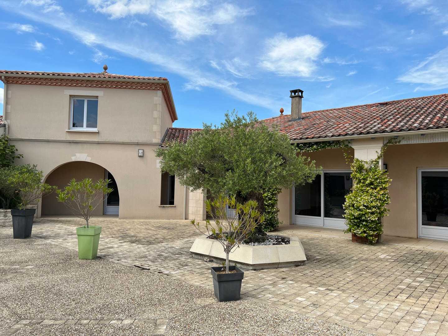 House in Saint-Pardoult, Nouvelle-Aquitaine 12329349