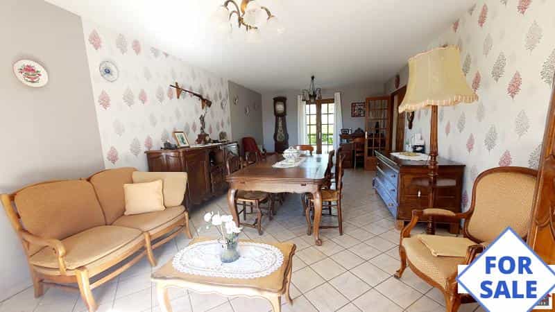 rumah dalam Saint-Pierre-des-Nids, Pays de la Loire 12329420