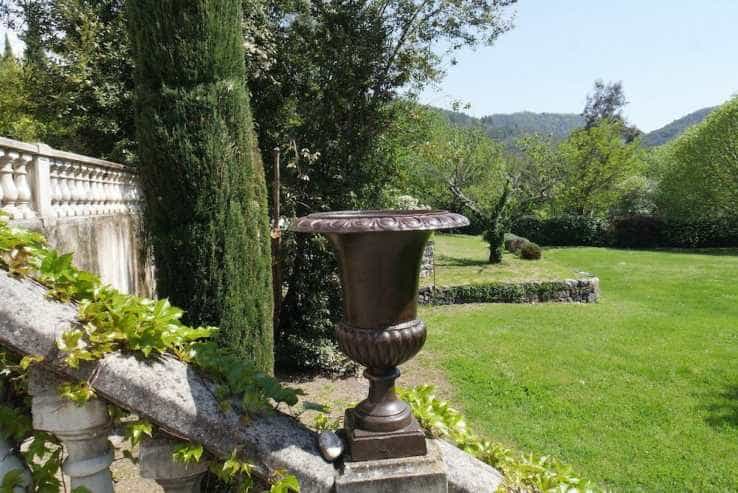 casa en Vals-les-Bains, Auvergne-Rhone-Alpes 12329757