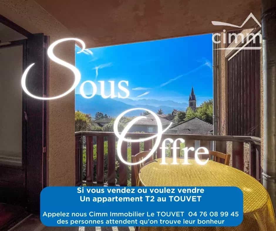 Condominium in Le Touvet, Auvergne-Rhone-Alpes 12329913