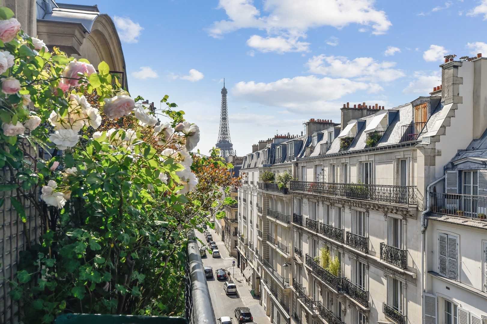 Condominium dans Paris, Île-de-France 12330415