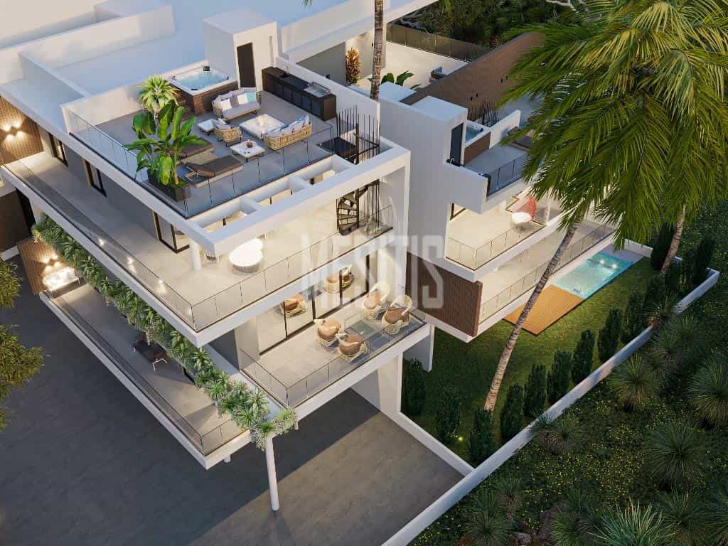Condominium in Aradippou, Larnaca 12330686
