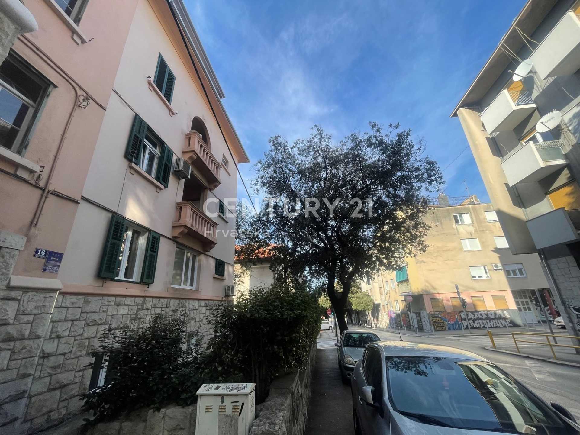 Kondominium w Split, Split-Dalmatia County 12331468