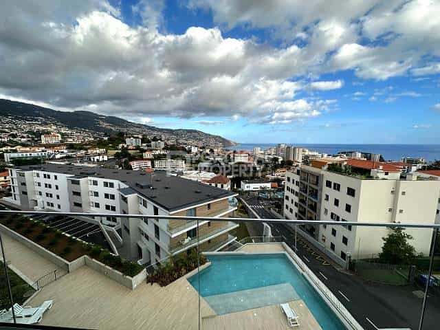 Condominium dans Funchal, Madeira 12331525