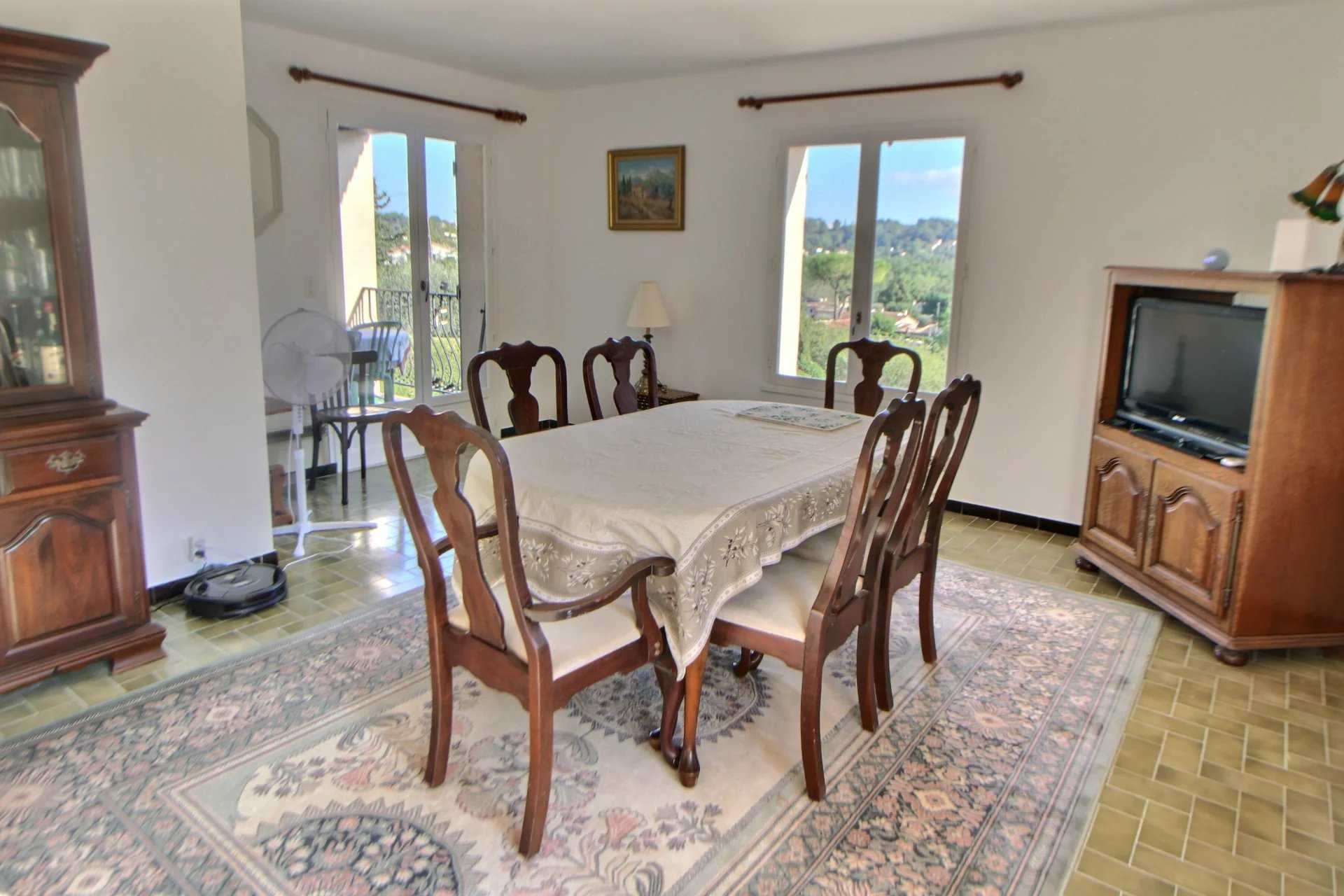 Rumah di Chateauneuf-Grasse, Provence-Alpes-Cote d'Azur 12331604