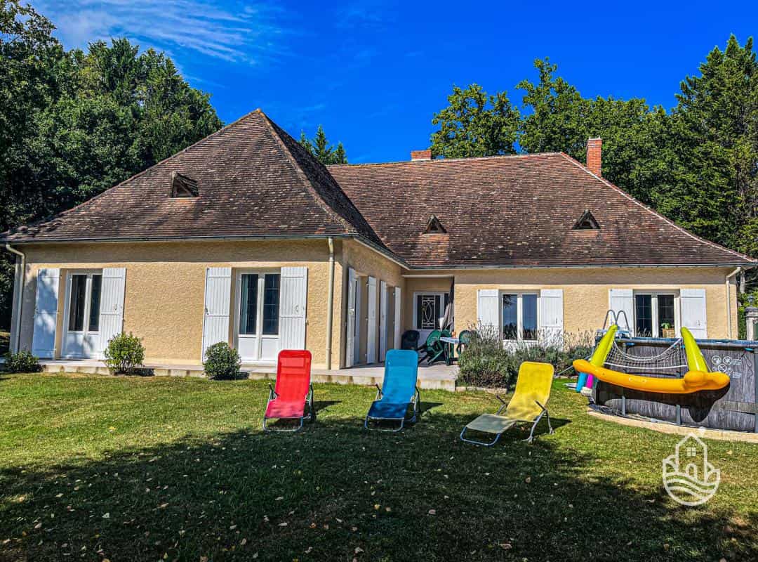 House in Saint-Astier, Nouvelle-Aquitaine 12331613