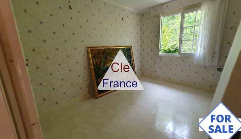 Rumah di Fléac, Nouvelle-Aquitaine 12332516