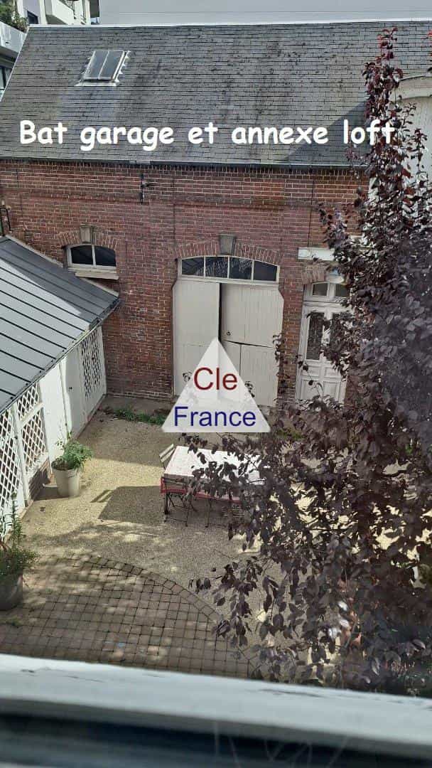 жилой дом в Évreux, Normandie 12332528