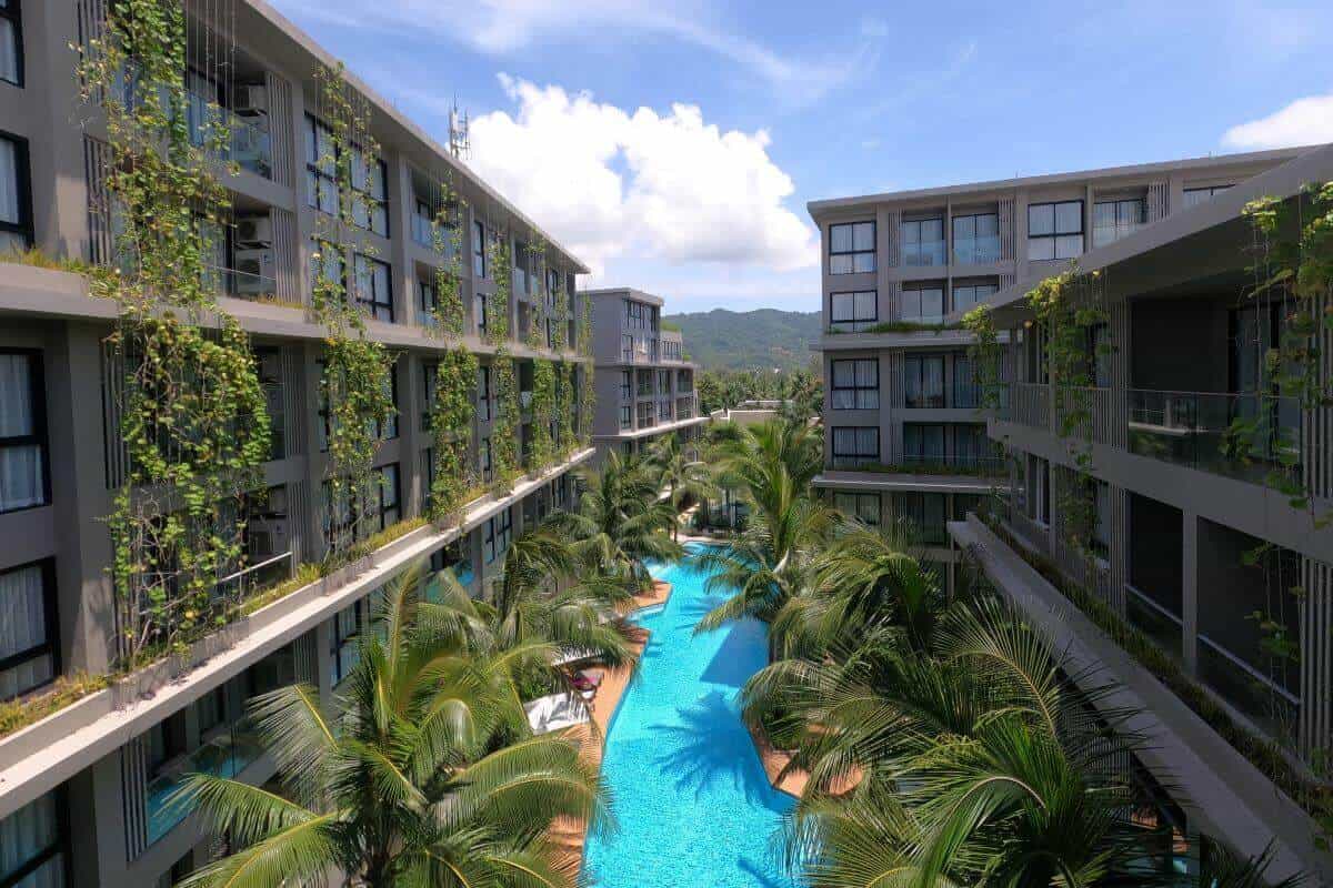 Condominium in Ban Choeng Thale, Phuket 12333250