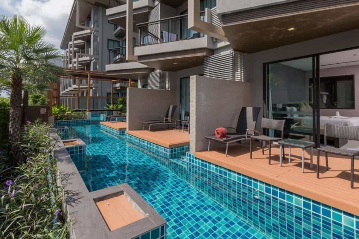 Condominium in Ban Dong Kham, Phuket 12333605