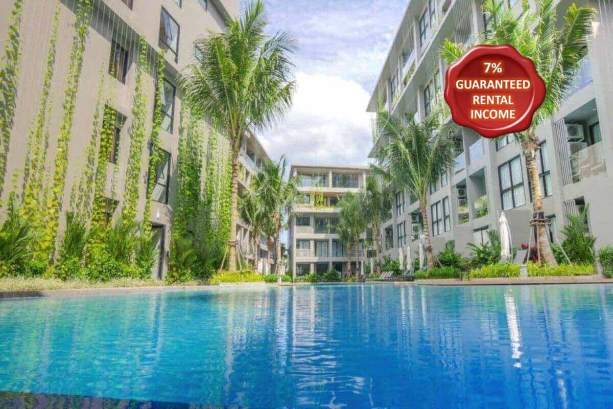 Condominium in Ban Choeng Thale, Phuket 12333832