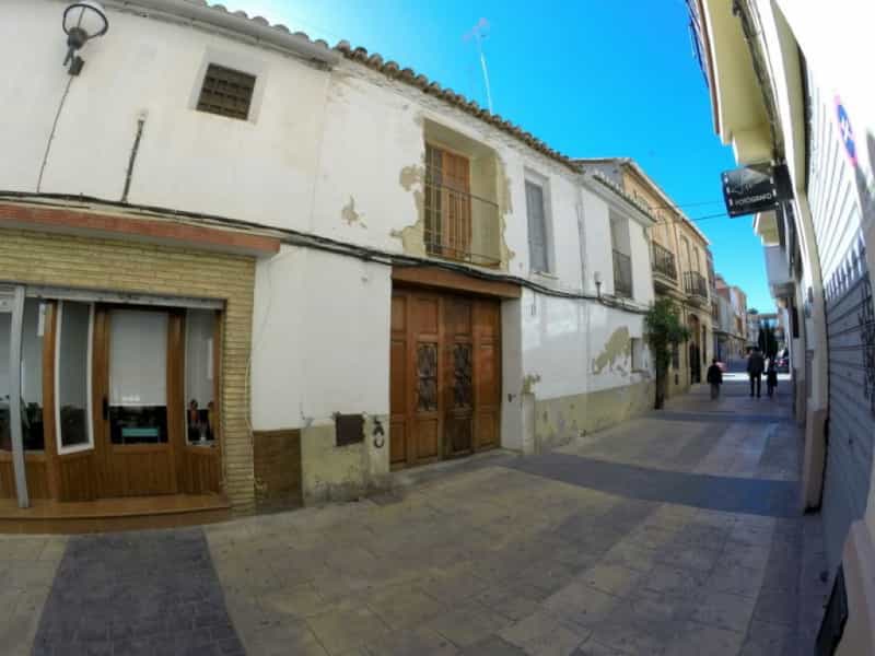 אַחֵר ב Almàssera, Comunidad Valenciana 12334073