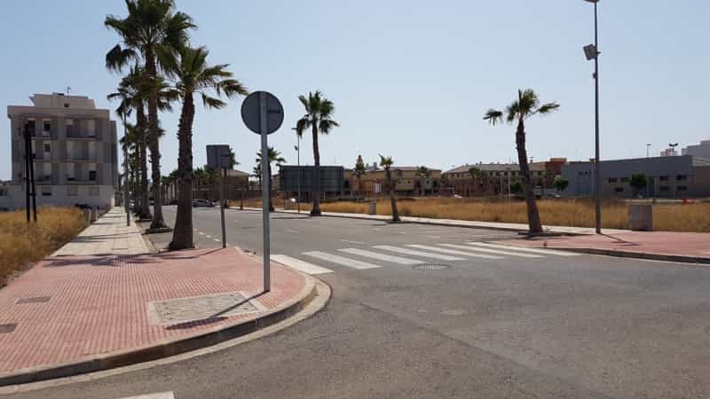 אַחֵר ב Albalat dels Sorells, Valencia 12335014