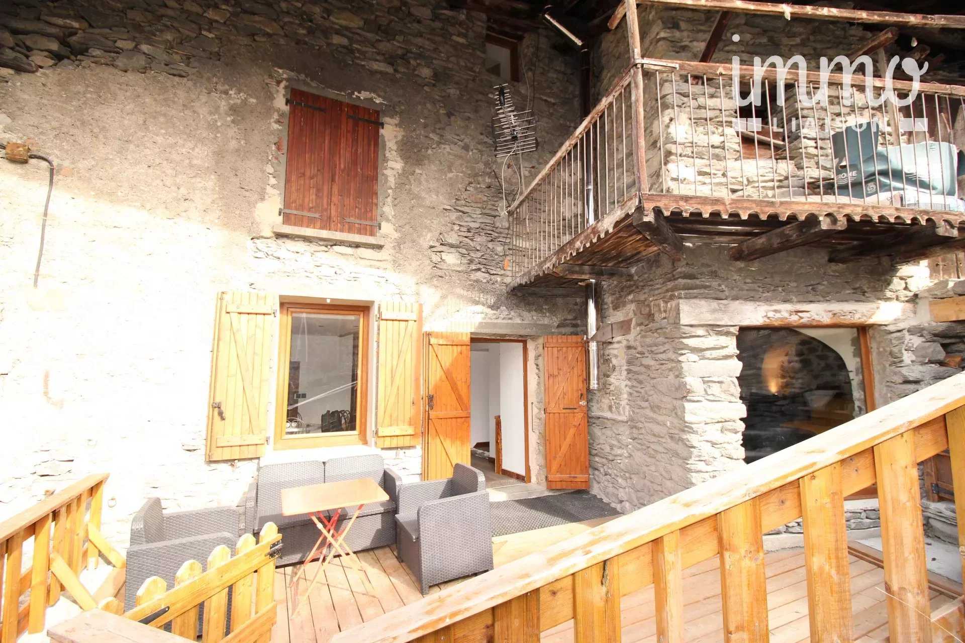 Rumah di Orelle, Savoie 12335296