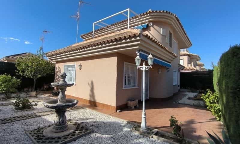 Huis in Torrevieja, Valencia 12335308